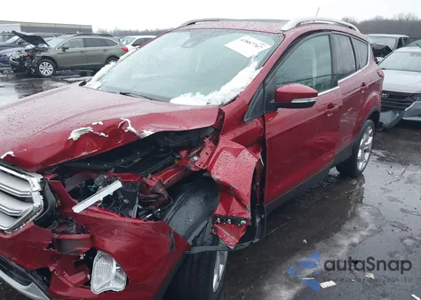 2019 Ford Escape Titanium из США, поврежденный, VIN 1FMCU9J93KUA51373